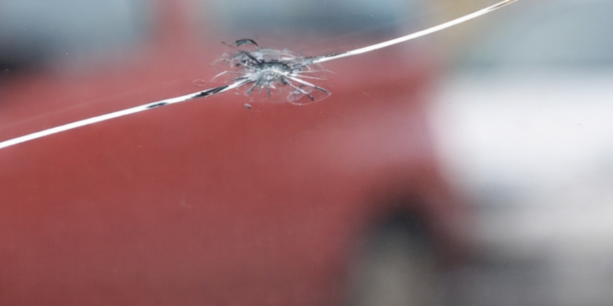 Wij herstellen barstjes in uw ruit.