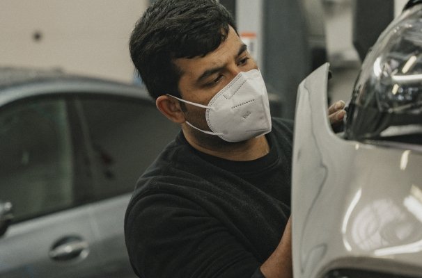 Traitement à l'ozone : désinfection et désodorisation de votre voiture